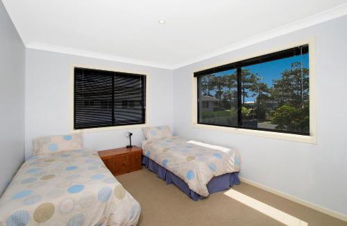 Evans Head Villa | Beach Break Unit 4, 45 Park Street Evans Head