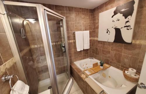 Fort Pierce Casa | Beach Breeze House