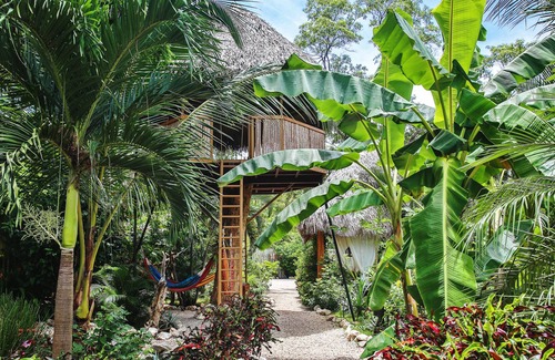 Playa Grande Cabina | Beach Bungalow Paradise