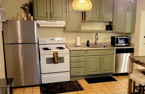 Cocoa Beach Apartamento | Beach Bungalow By The Sea 4