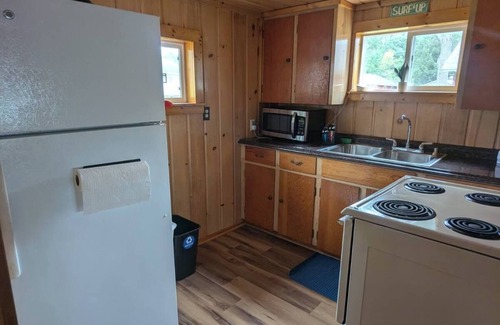 Prudenville Casa | Beach Bungalow - Cabin #1