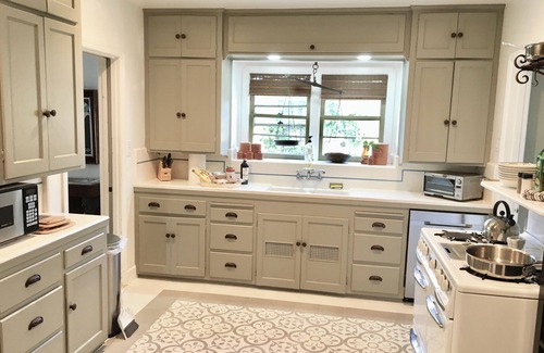 Huntington Beach Casa | BEACH BUNGALOW IN THE HEART OF SURF CITY 3BR 2BA - Work place friendly