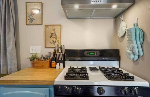 Point Loma Casa | Beach Bungalow w/Free Parking Sunset Cliffs