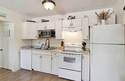 Cocoa Beach Apartamento | Beach Bungalows By The Sea 1
