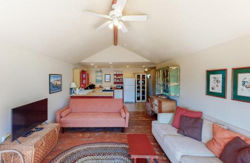 Rockaway Beach Casa | Beach Cabin Getaway