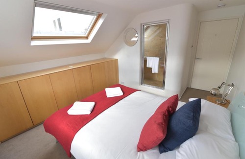 Hove Apartamento | Beach Central with Allocated Parking and Patio