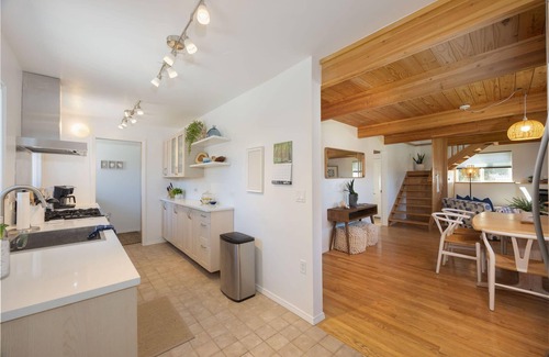 Moss Beach Casa | Beach Chic Oasis Home, walk to the beaches, restaurants, ocean views & more