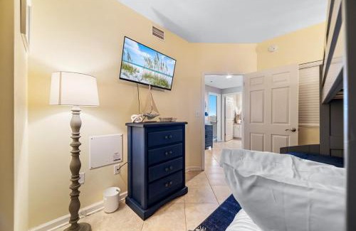 Fort Morgan Apartamento | Beach Club C-310 NEW! Beachfront Sleeps 8-Resort