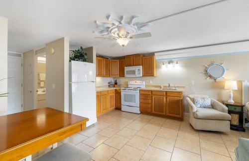 Cedar Key Casa | Beach Comber 215 at Cedar Cove Condos