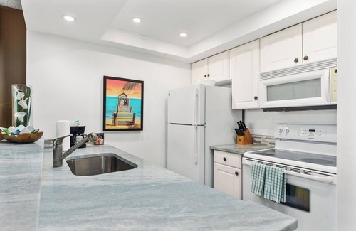 Hutchinson Island South Casa | Condominio de playa / Restaurante en el lugar / WIFI / Capacidad 4
