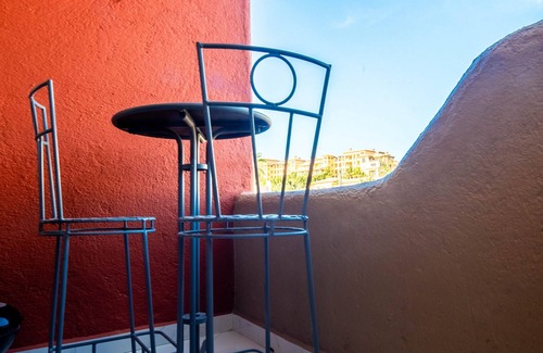 Centro Apartamento | Beach Condo on the Marina, Fully Renovated
