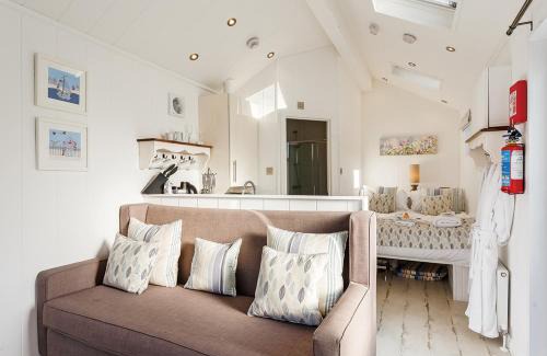Hele Complejo | Beach Cove Coastal Retreat