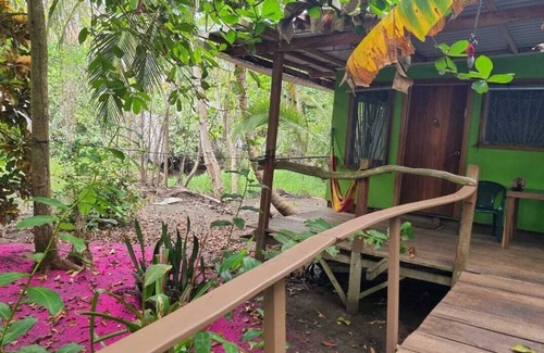 Puerto Viejo de Talamanca Apartamento | BeachFront Apartment, 45 meter from sea, sorounded by wild nature, eco friendly