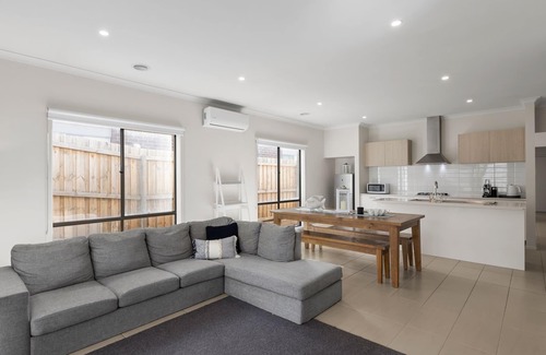St Leonards Casa | Beach Days Holiday Home Short Walk to Foreshore