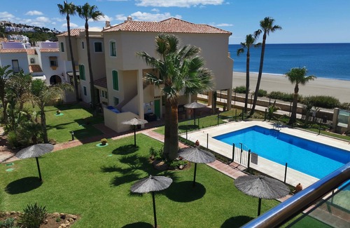 Marina de Casares Apartamento | Playa Diamond - fantástico dúplex justo en la playa cerca de todo