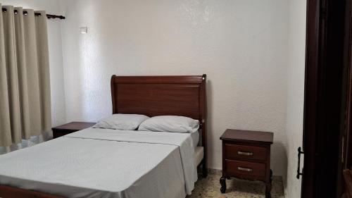 Costambar Hotel | Beach Hotel in Costambar - Pool - Fast Wi-Fi, Good AC, 2 min Walk to Beach