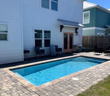 Sunnyside Casa | Beach Escape! 4BR Pool Home, Sleeps 15, Game Room & Minutes to 30A & Pier Park