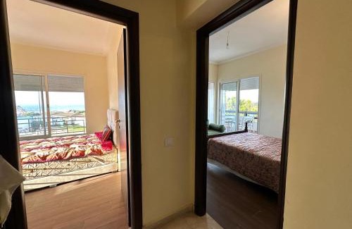 Pont Blondin Apartamento | Beach flat with pool at Al Mansouria