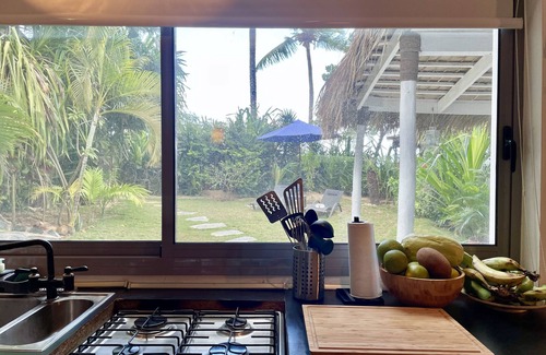 La Iglesia Casa | BEACH FRONT 3 Bedroom Villa with private Pool Sleeps 7