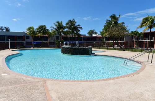 Zarzal Apartamento | Frente a la playa y 3 niveles y terraza y balcón y 2 piscinas