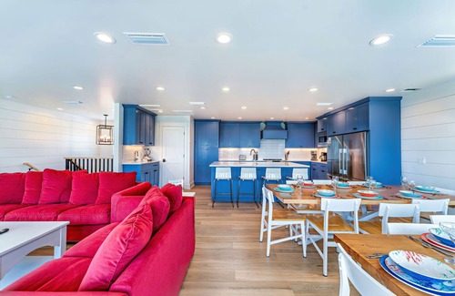 East End Casa | Beach front access, private pickleball court, pool & hot tub, dog-friendly