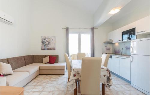 Povljana Apartamento | Beach Front Apartment In Povljana