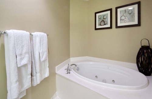 Galveston Complejo | Beach front Beauty!! Resort Condo