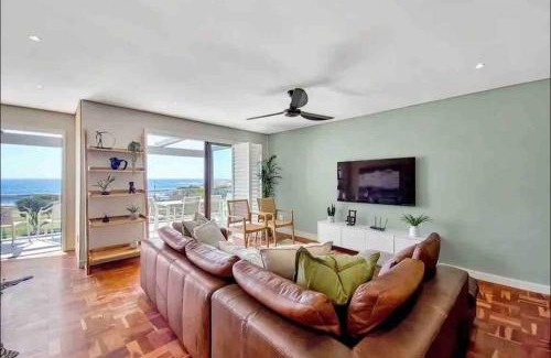 Three Anchor Bay Apartamento | Beach Front Bliss + Inverter+parking