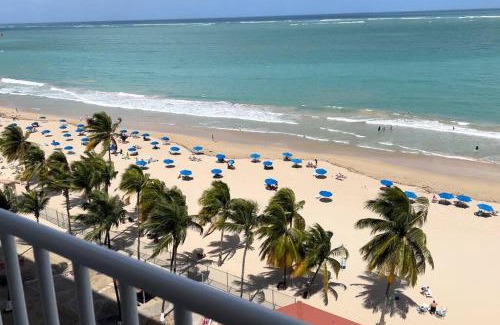 Isla Verde Apartamento | Beach Front Condo in Isla Verde!
