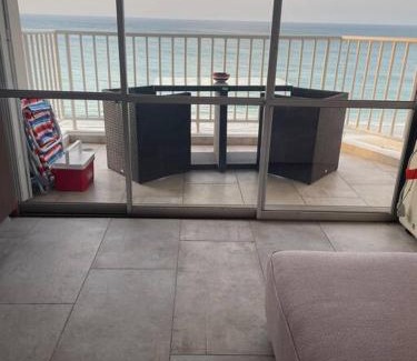 Isla Verde Apartamento | Beach Front Condo in Isla Verde!