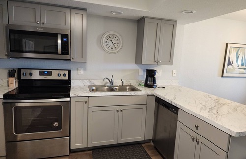 South Nags Head Condominio | Beach Front Cozy Condo