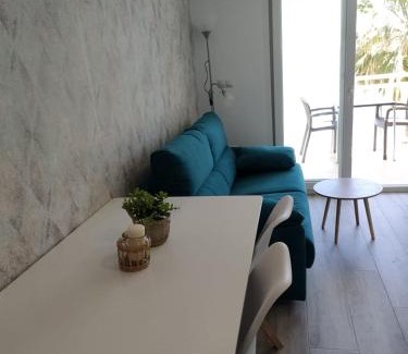 Villajoyosa Apartamento | Beach Front Esther 6 Villajoyosa VACATION RENTALS FROM 11 NIGHTS