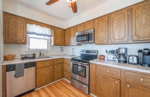 Dennisville Casa | Beach Front Getaway- Unbeatable Location!