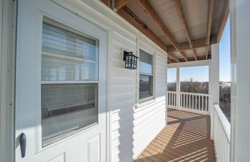 Dennisville Casa | Beach Front Getaway- Unbeatable Location!