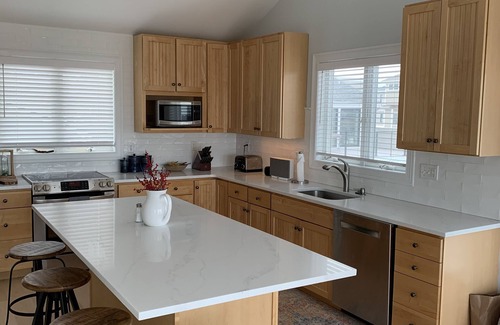 Newburyport Casa | Beach Front Getaway