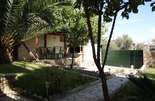 Volos Casa | Beach Front House With View