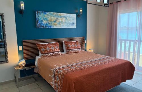 Jan Thiel Apartamento | Beach front luxury living - 2 bedroom condo with sea view