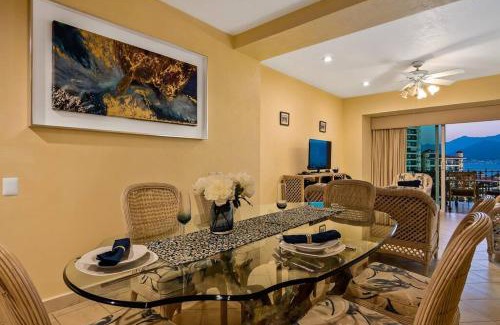 Marina Vallarta Apartamento | Beach Front-Ocean Views-Marina Luxury Condo-BVG