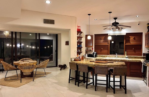 Ek Balam Village Villa | Villa NFT frente al mar en Bahía de Soliman-Tulum