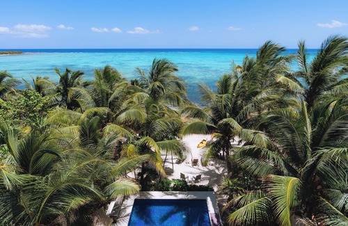Ek Balam Village Villa | Villa NFT frente al mar en Bahía de Soliman-Tulum