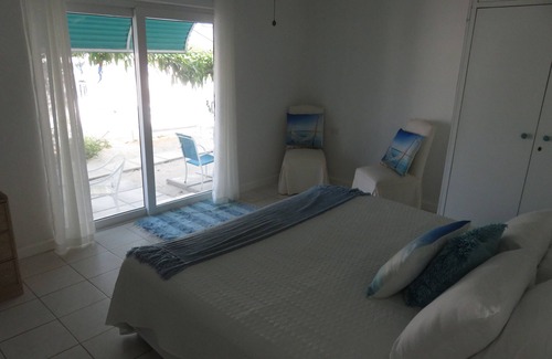 Pos Chiquito Casa | Beach Front Room