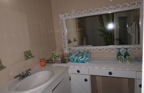 Pos Chiquito Casa | Beach Front Room
