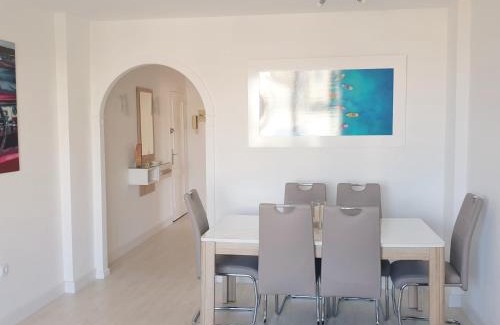 Punta Prima Apartamento | Beach Front Sea View Punta Prima