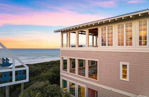 Seaside Casa | BEACH FRONT Seaside Home - Outside the Box - 4BR 4,5BTH home