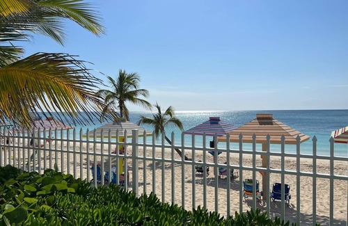 Williams Town Condominio | Estudio frente al mar en alquiler en Freeport Grand Bahamas, Port Lucaya