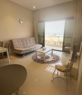 As Sifah Apartamento | Beach Front Views