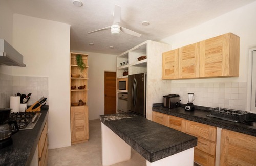 Chacala Villa | Oceanfront Villa Bugambilia, Premium service, Swimming pool, Beach access