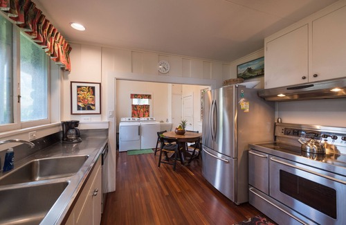Waimanalo Beach Casa | Waimanalo Beachfront para hasta 8 personas. Alquiler de vacaciones con licencia # 90 / TVU-0235