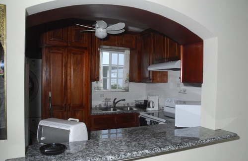Orange Bay Casa | Frente a la playa, bien equipado, adosado (ideal para familias)