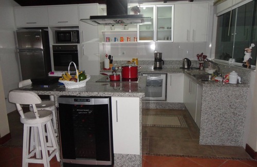 Ilha Grande Casa | Lujo y confort en Ilha Grande para hasta 12 personas.